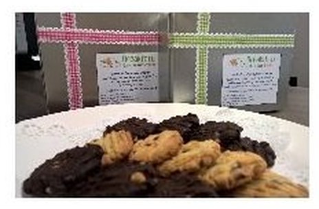 Nestum cranberry & triple chocolate walnut cookies